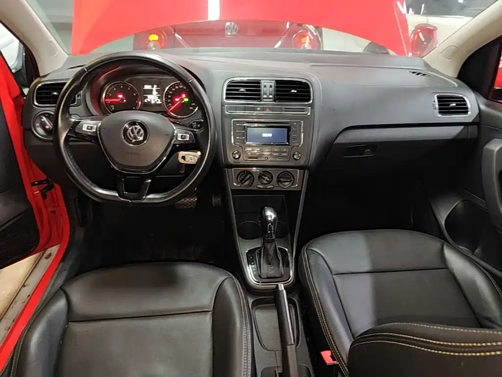 Volkswagen Polo 2017 — фото 10