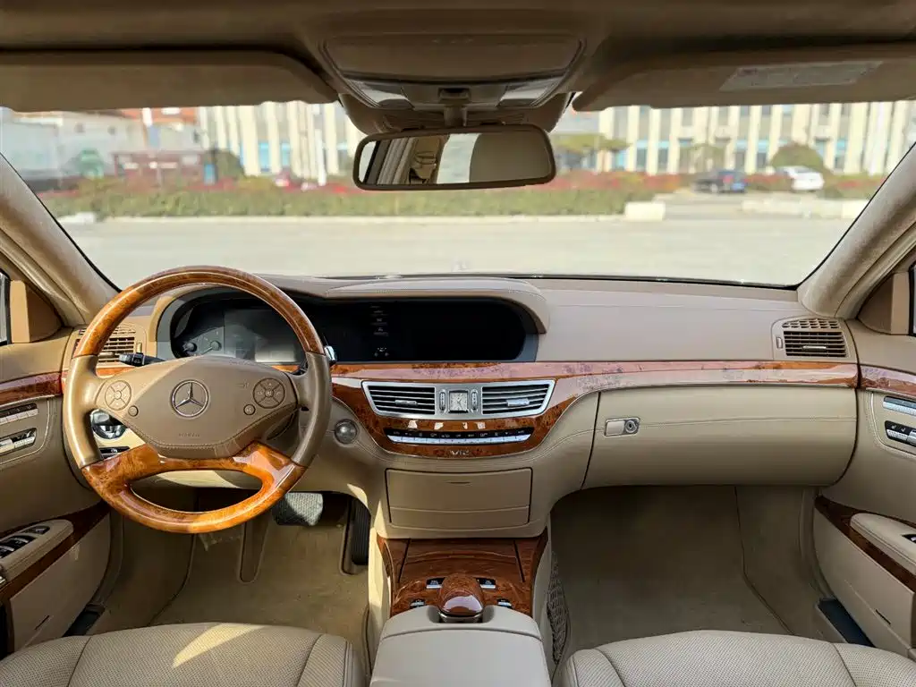 Mercedes-Benz S-Class 2011 — фото 41