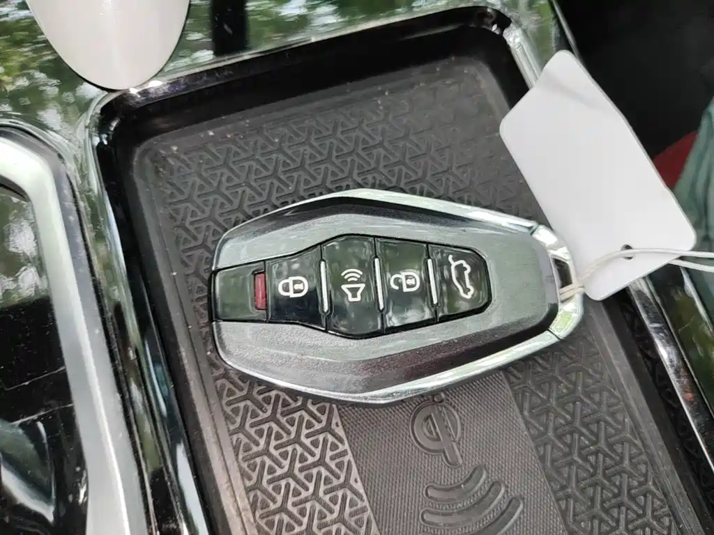 Jetour Jietu X70 PLUS 2024 — фото 9