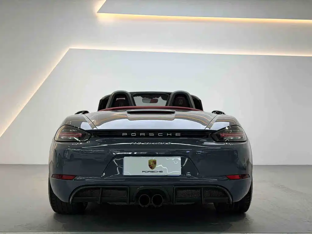 Porsche 718 2016 — фото 10