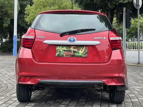 Toyota Yaris L 2017