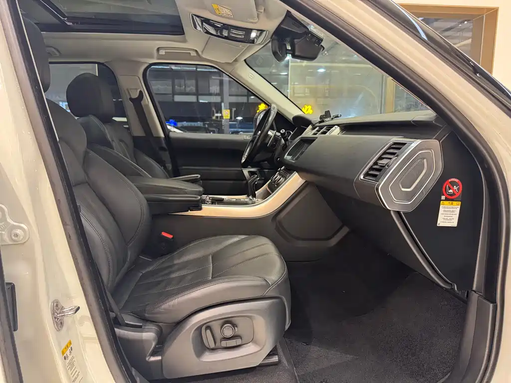 Land Rover Sport 2018 — фото 13
