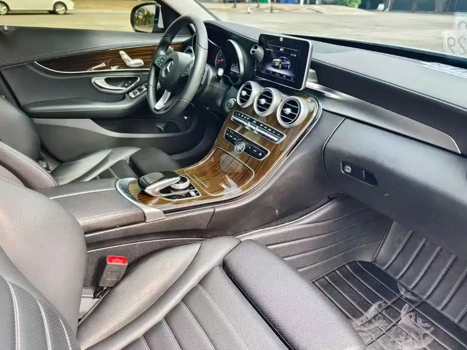 Mercedes-Benz C-Class 2016 — фото 12
