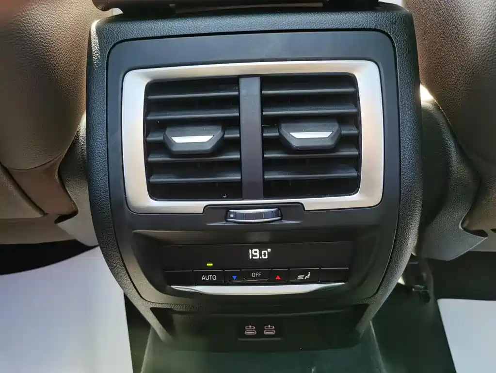 BMW X3 2022 — фото 9