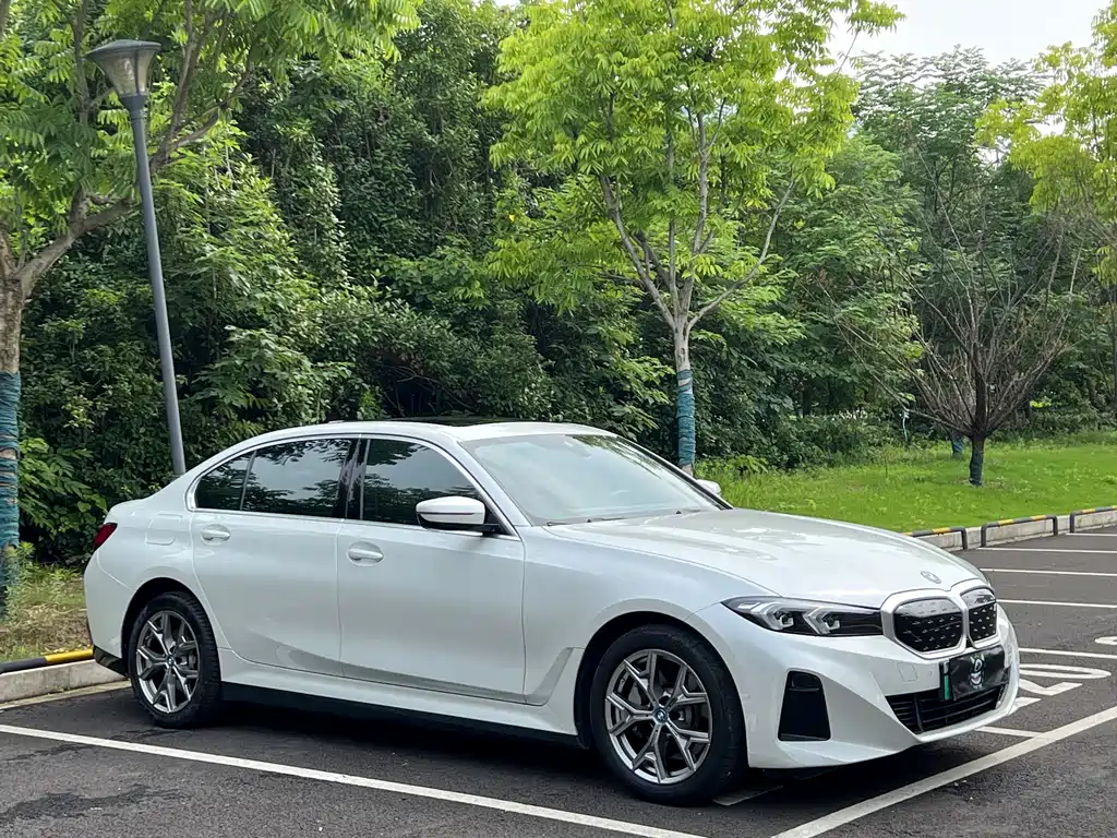 BMW i3 2023