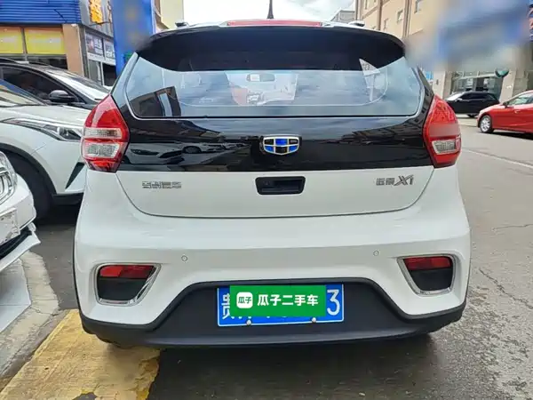 Geely Vision X1 2017