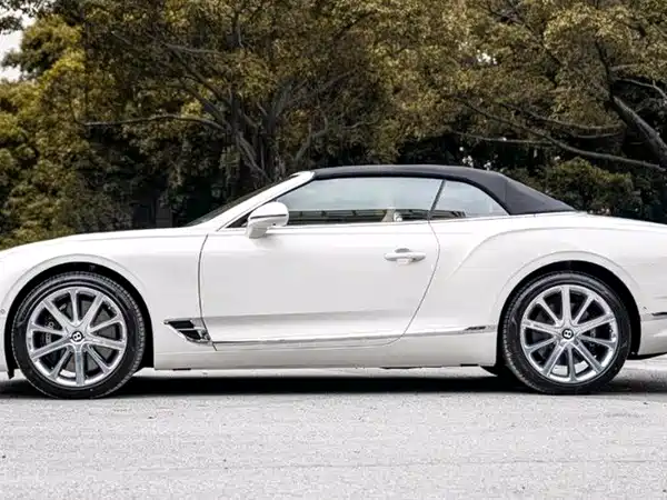Bentley Continental 2021