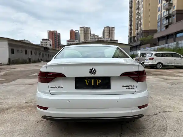Volkswagen Sagitar 2019