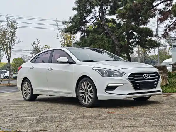 Hyundai Mistra 2017