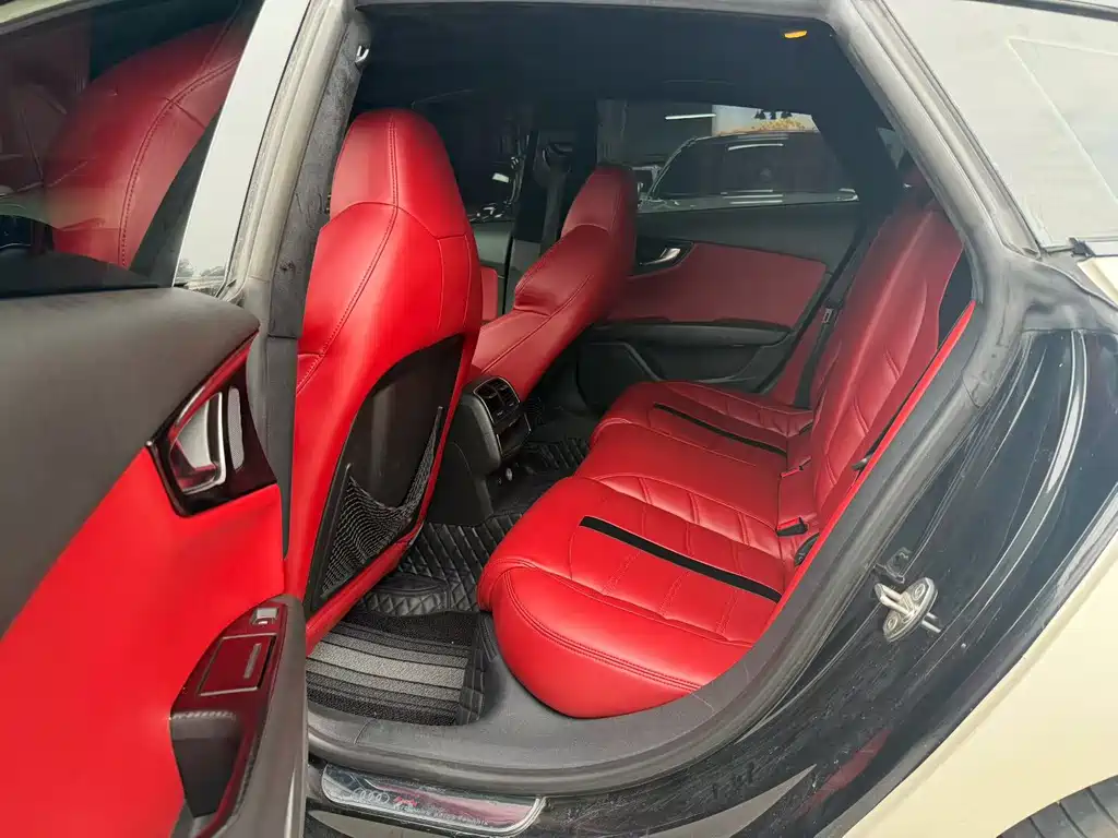 Audi A7 2012
