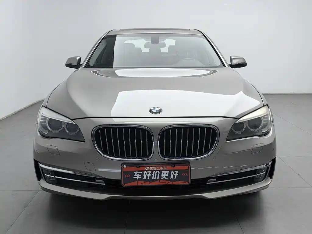 BMW 7 Series 2015 — фото 3