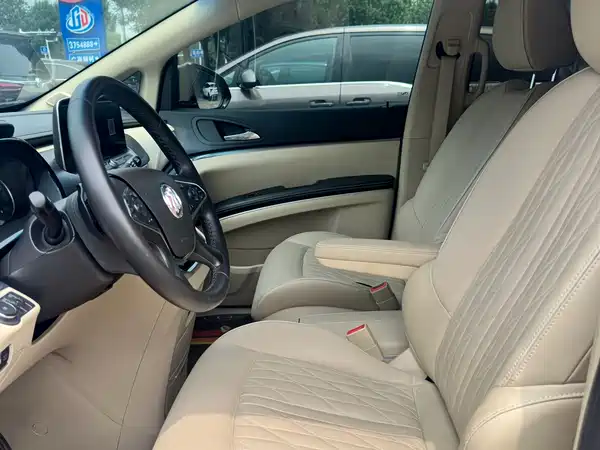 Buick GL8 2023