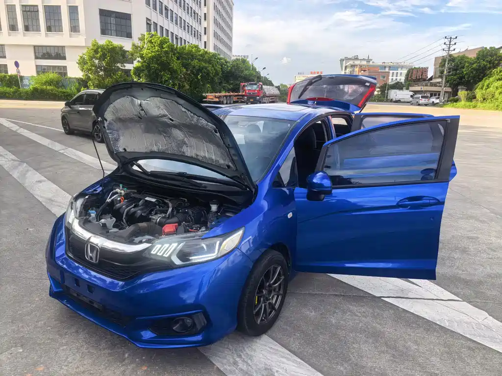 Honda Fit 2018 — фото 17
