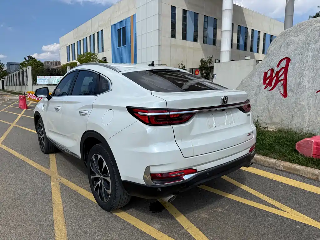 Changan CS85 COUPE 2019 — фото 11