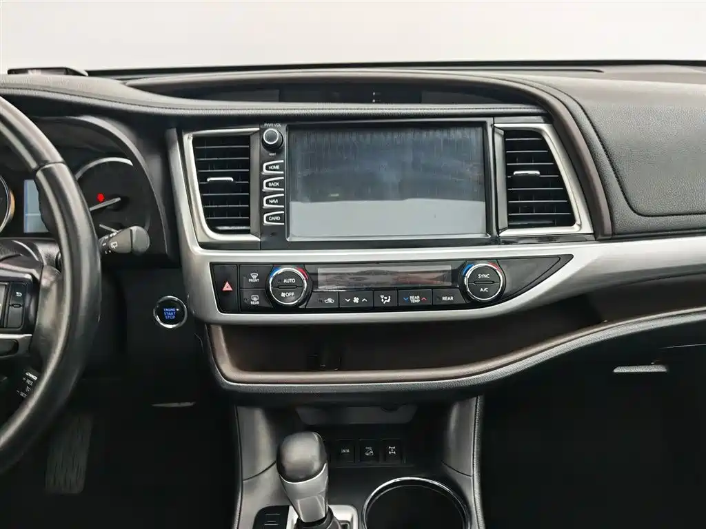 Toyota Highlander 2015 — фото 12