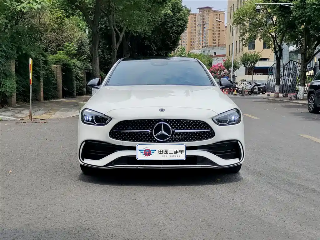 Mercedes-Benz C-Class 2022