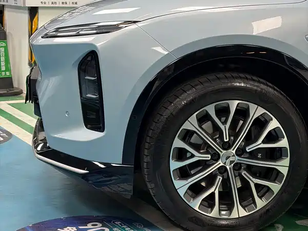 NIO ES6 2025