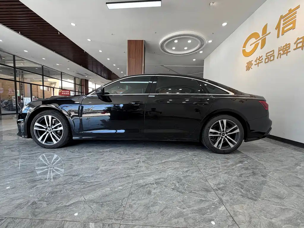 Audi A6L 2023