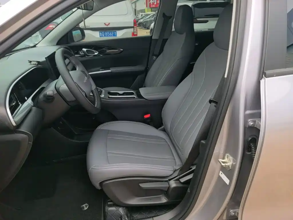 Geely Galaxy Starwish 2026 — фото 15