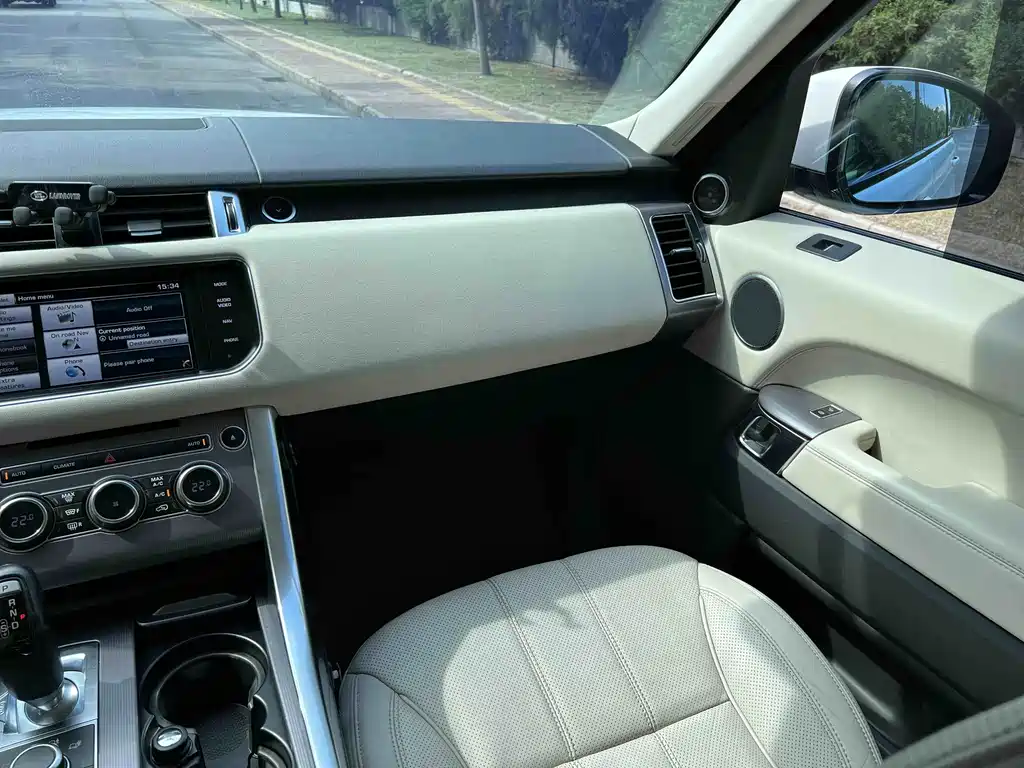 Land Rover Sport 2015 — фото 20