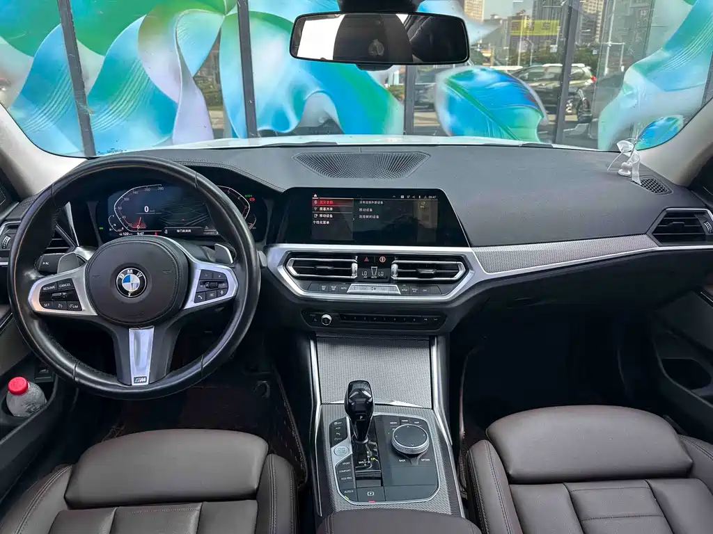 BMW 3 Series 2021 — фото 10