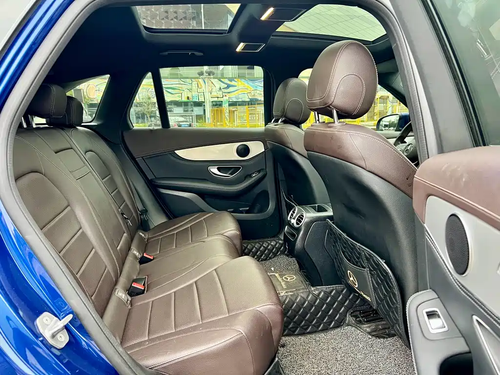 Mercedes-Benz GLC 2020 — фото 11