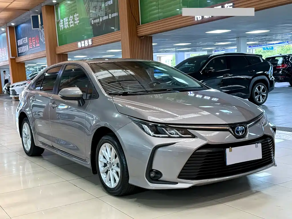 Toyota Corolla 2022 — фото 3