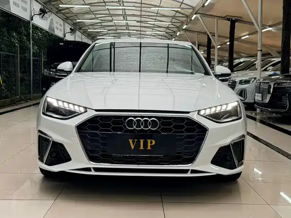 Audi A4L 2020