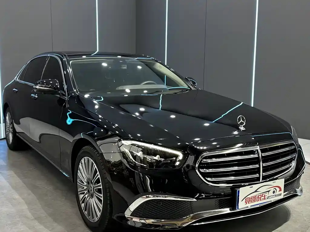 Mercedes-Benz E-Class 2023