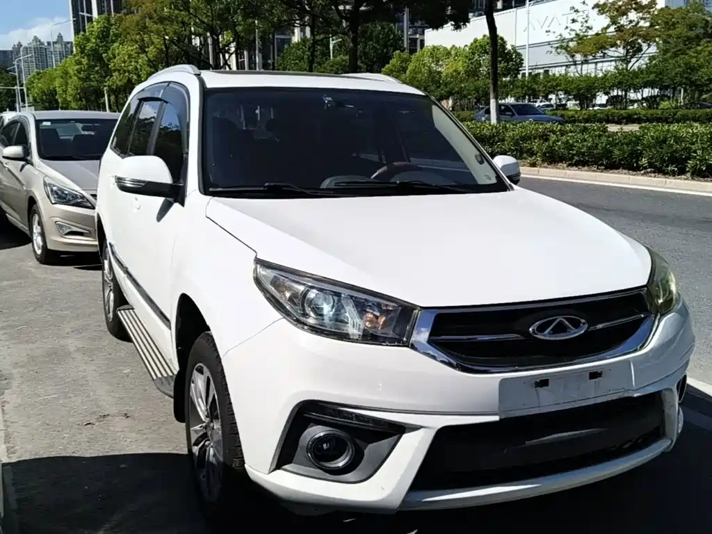 Chery Tiggo 3 2015 — фото 4