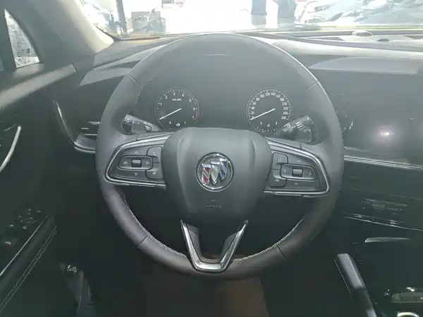 Buick Envision Plus 2021