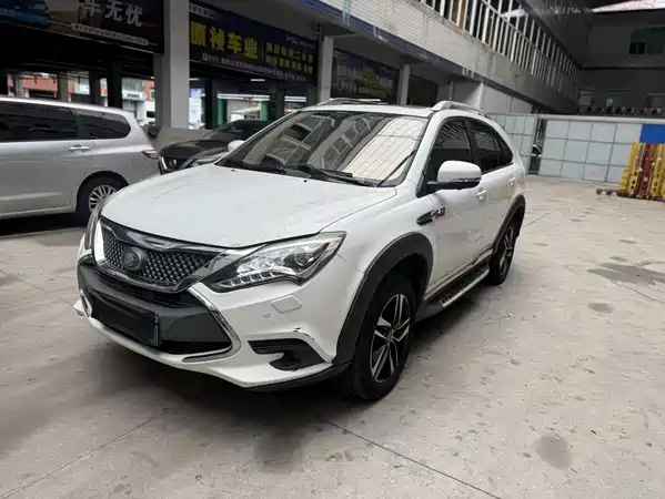 BYD Tang New Energy 2016