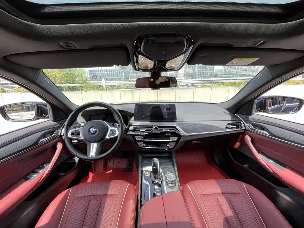 BMW 5 Series 2022
