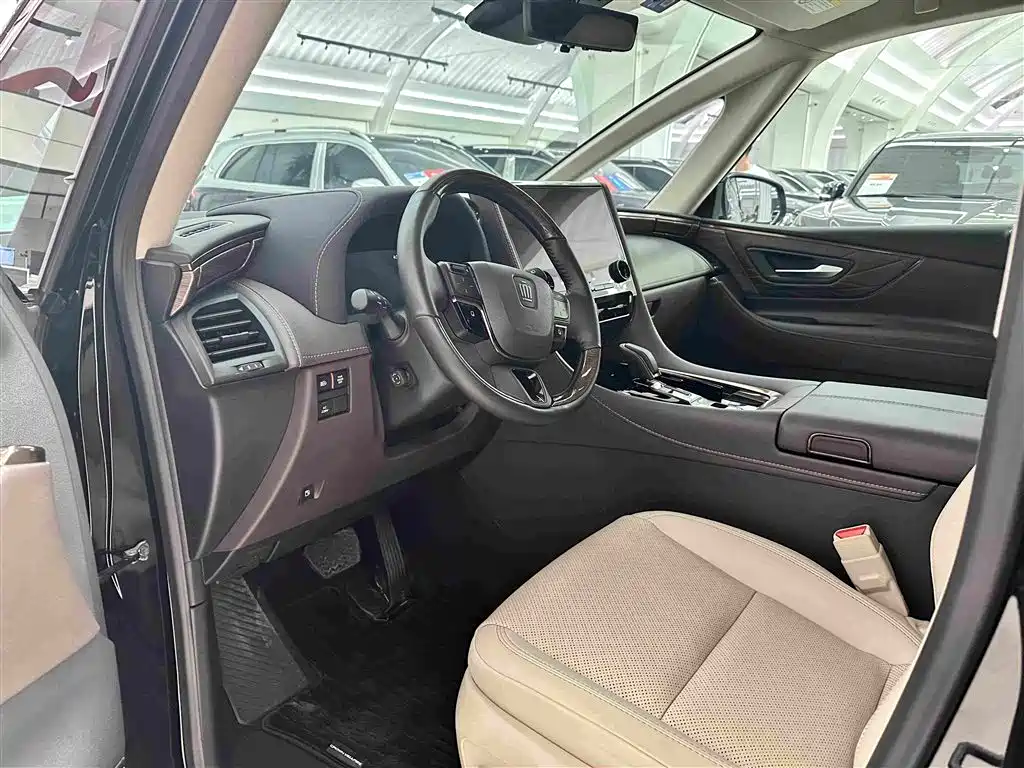 Toyota Vellfire 2025 — фото 9