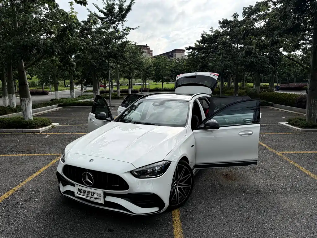 Mercedes-Benz C-Class AMG 2024 — фото 21