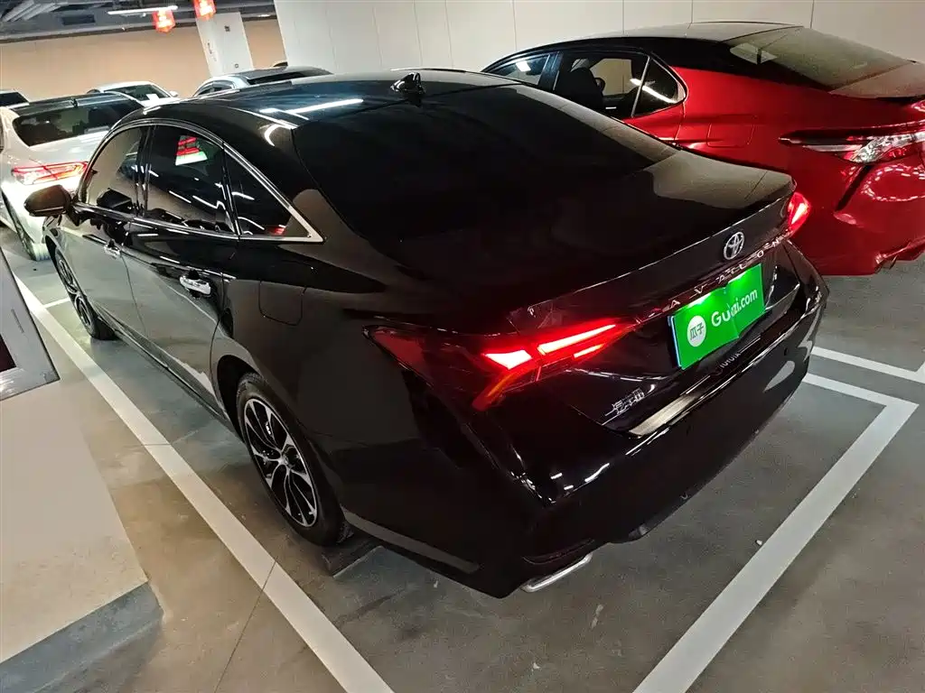 Toyota Avalon 2023 — фото 23