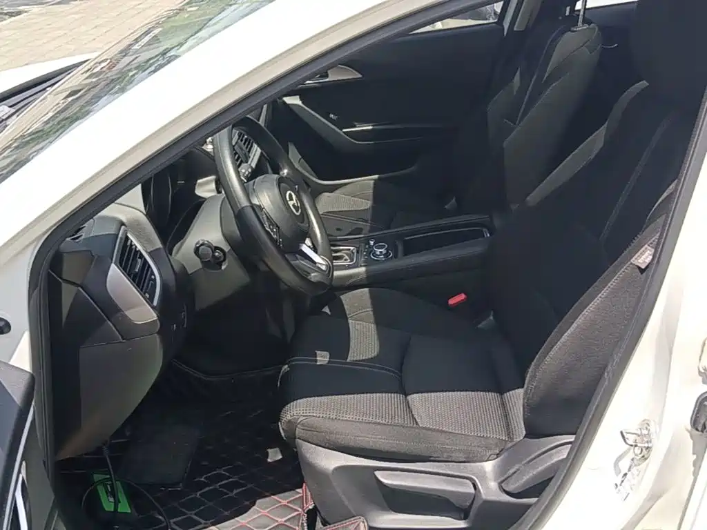Mazda 3 Angkesela 2017 — фото 15