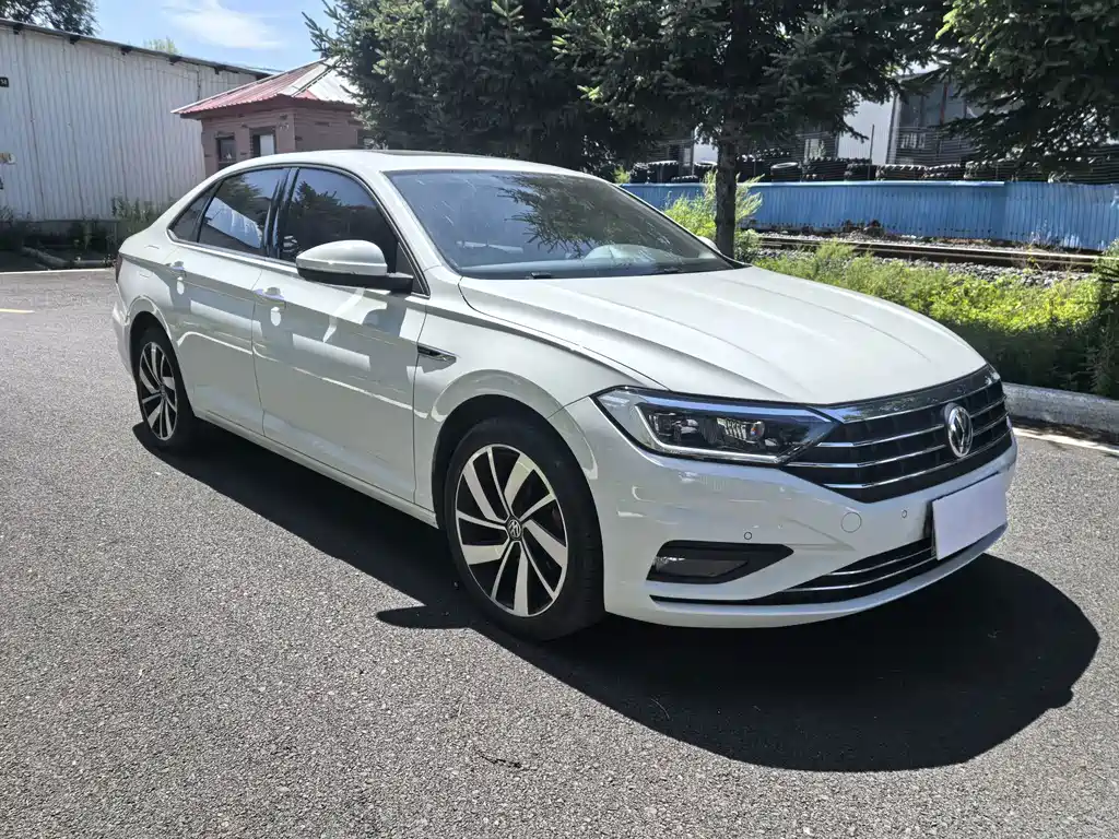 Volkswagen Sagitar 2022