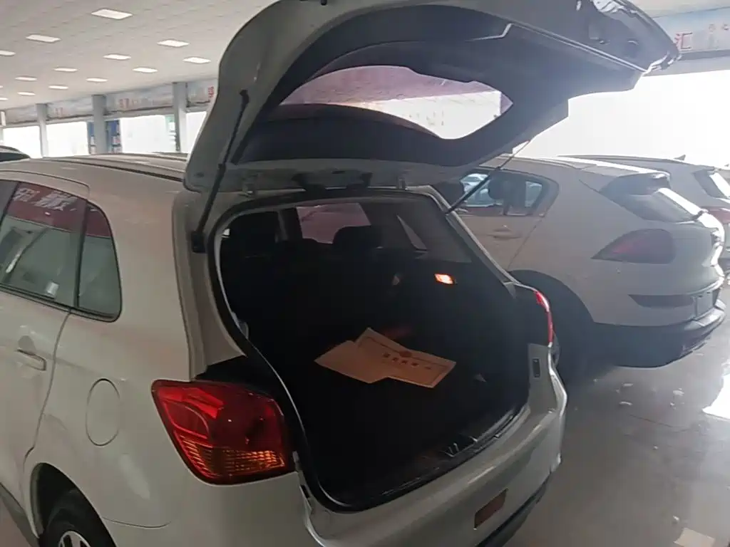 Mitsubishi ASX 2018 — фото 19