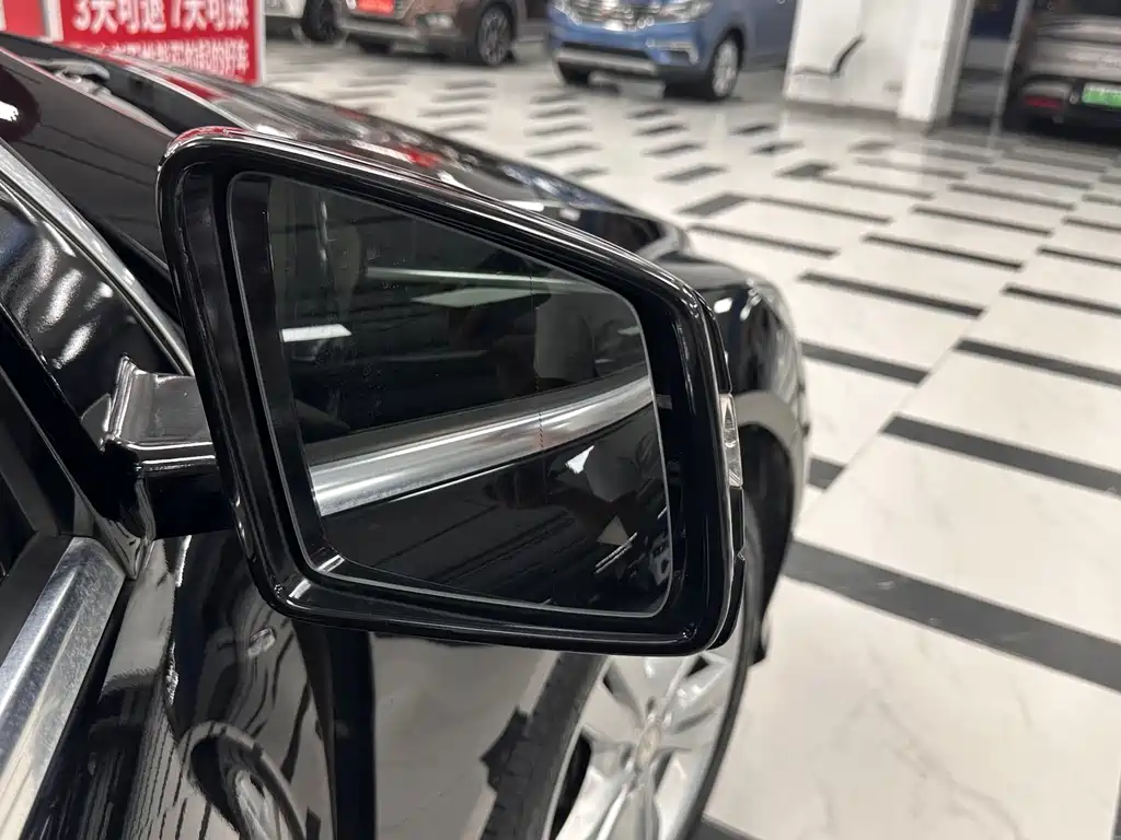 Mercedes-Benz R-Class 2018 — фото 20
