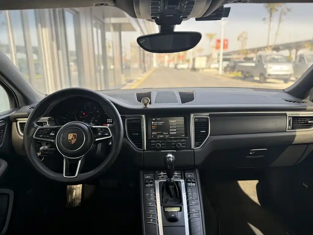 Porsche Macan 2015 — фото 6