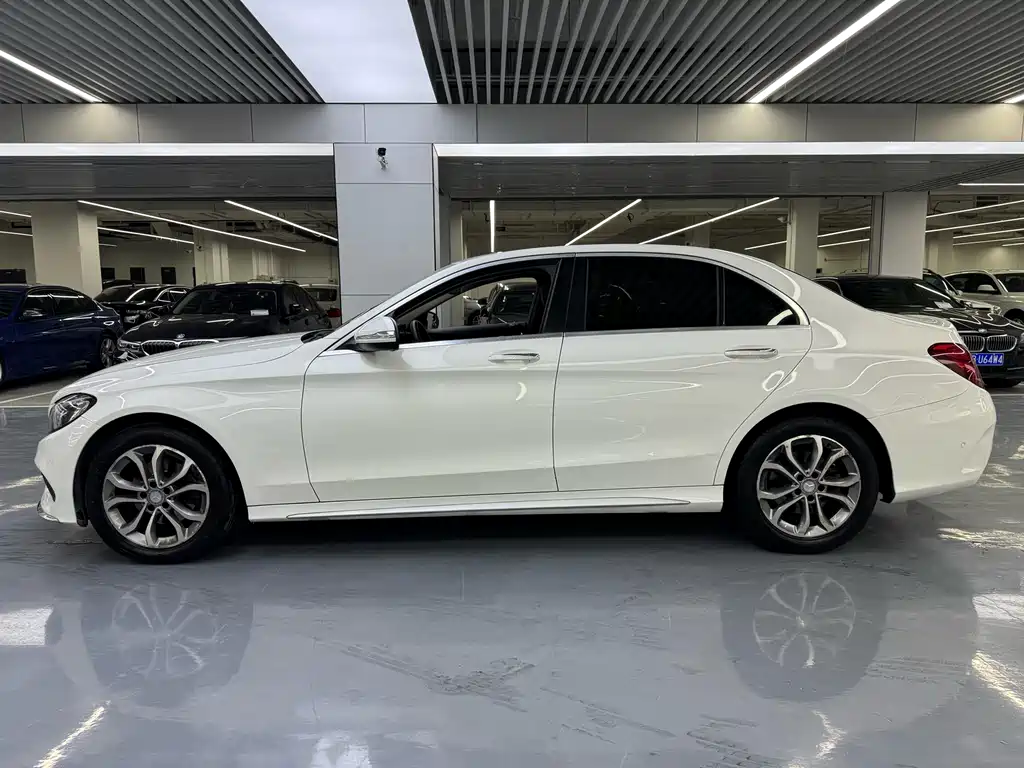 Mercedes-Benz C-Class 2015 — фото 9
