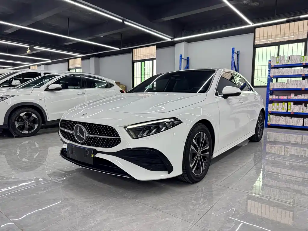 Mercedes-Benz A-Class 2023