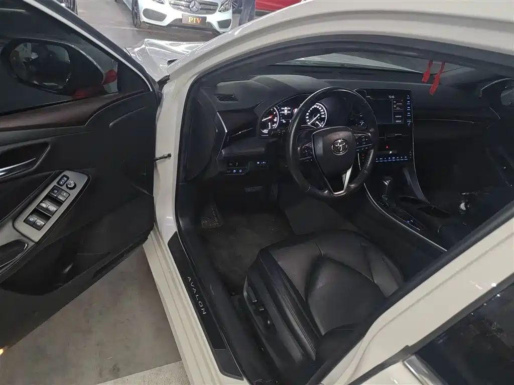 Toyota Avalon 2019 — фото 15