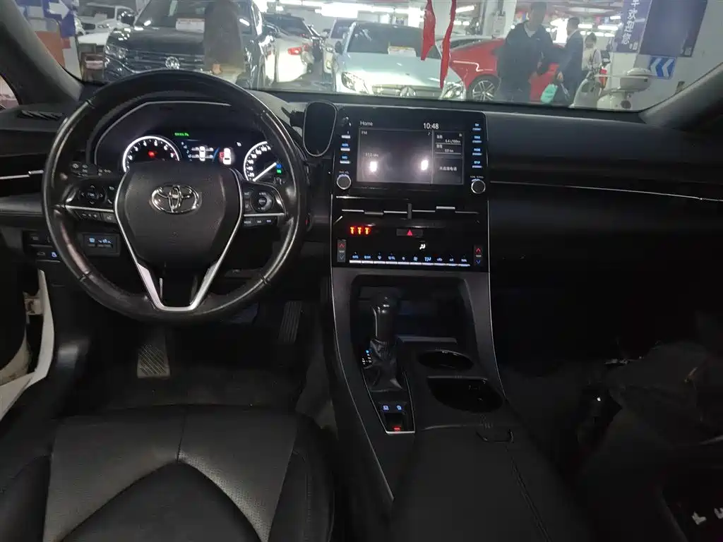 Toyota Avalon 2019 — фото 9