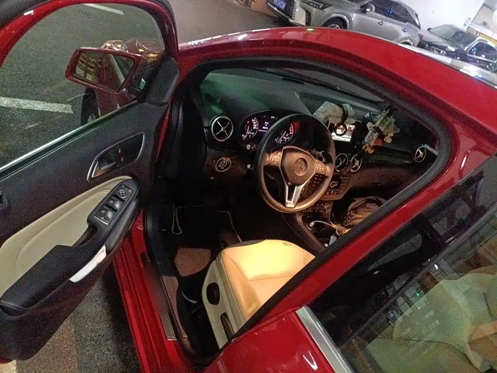 Mercedes-Benz B-Class 2014 — фото 14