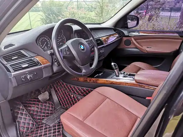 BMW X5 2011