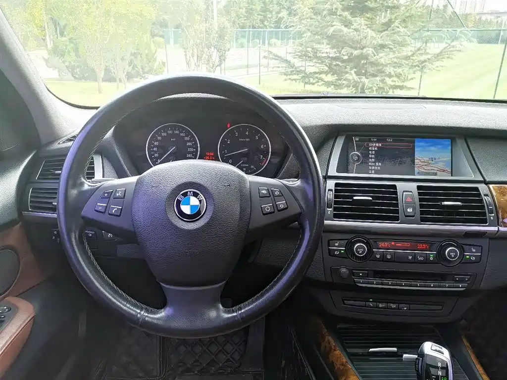 BMW X5 2012 — фото 10