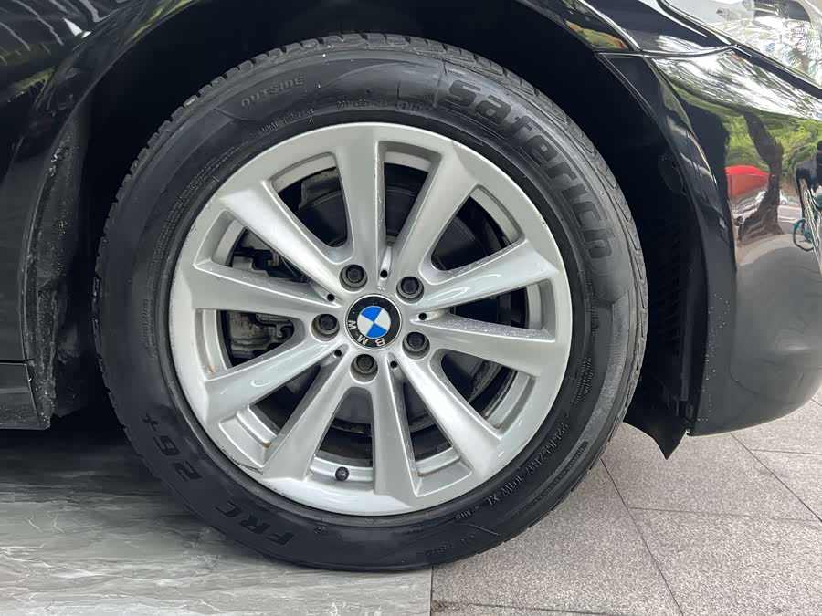 BMW 5 Series 2013 — фото 14