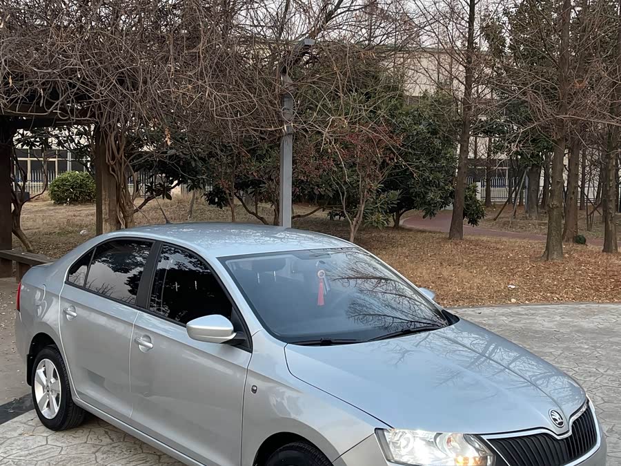 Skoda Rapid 2016